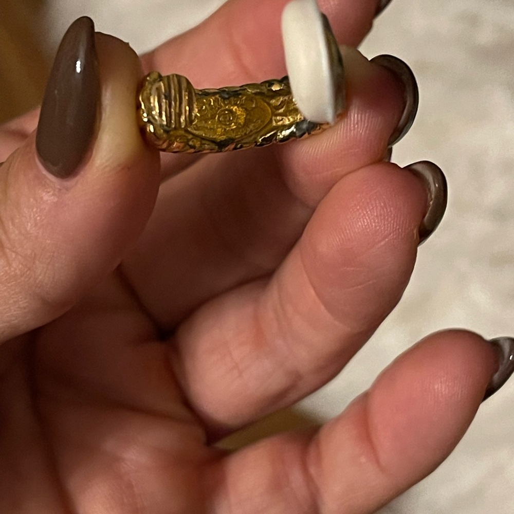 Rare- vintage Chanel chandelier earrings - Picture 6 of 6